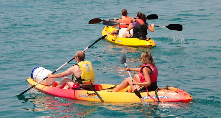 Tout savoir sur le gilet de sauvetage en kayak gonflable